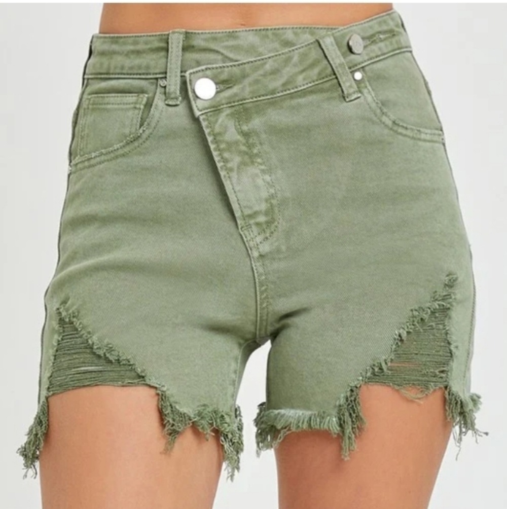 Risen/Willow Boutique distressed Olive assymetrical waist shorts, 32" waist